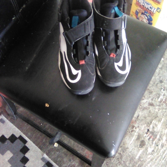 Nike griffey maxes size 8